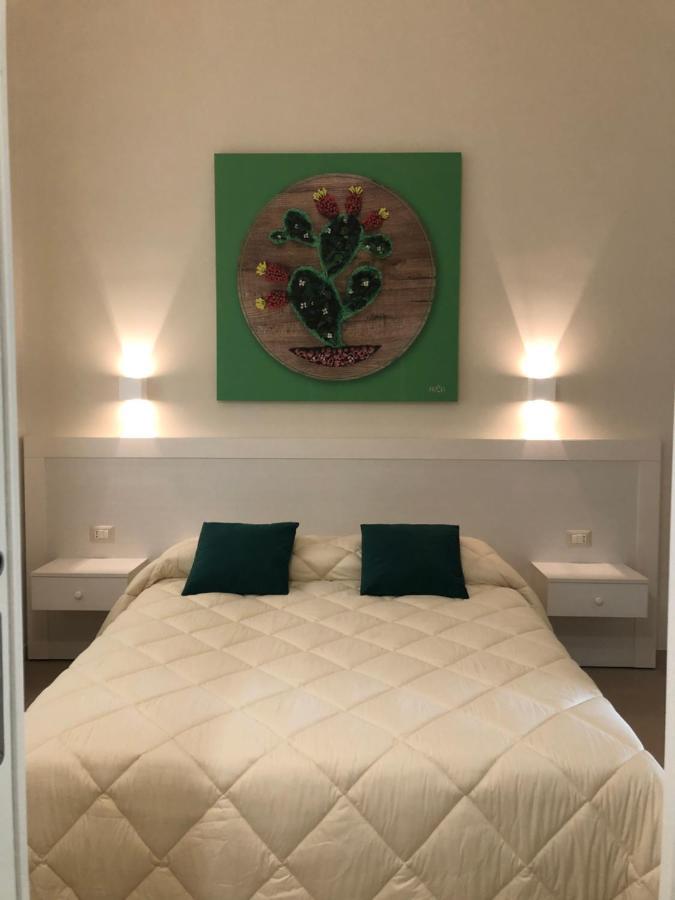 Paleat-Manduria Bed & Breakfast Bagian luar foto